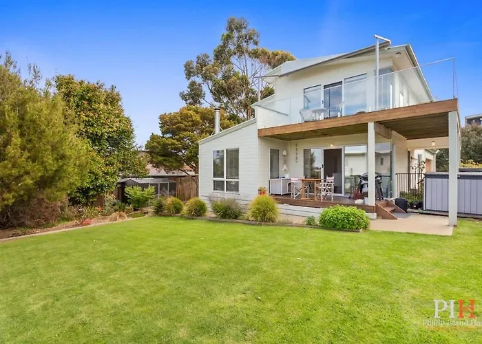 Tranquil Holiday Retreat Rhyll