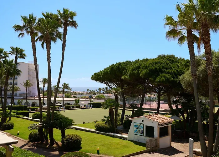 Aparthotel Aluasun Far Menorca S'Algar