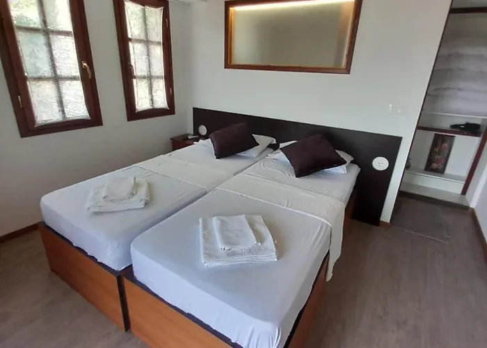Sweetdreams Guest House Gjirokastër