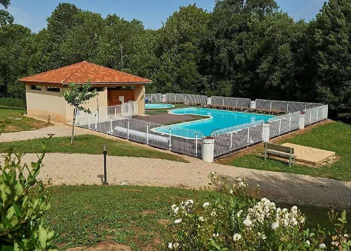 Villa Cozy Retreat With Shared Pool Lacapelle-Marival