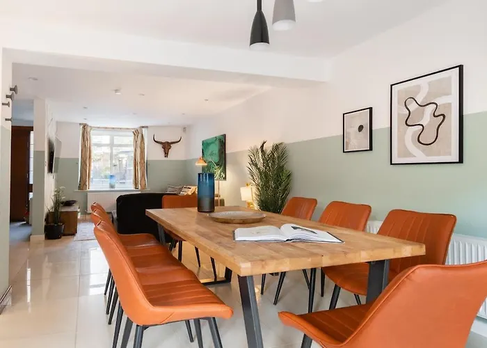 Ferienwohnung The Southwick Sanctuary - Large 6Bdr With Terrace London