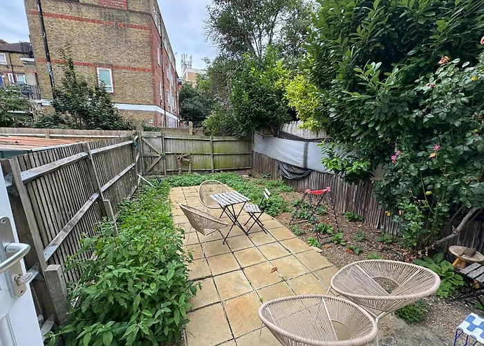 Central London Base 3Br Sleeps 8 Family Friendly