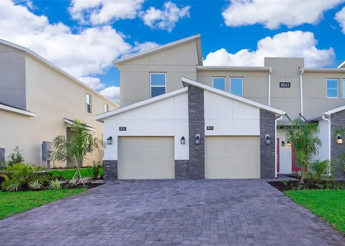 Disney Magic Championsgate Resort House 15 Min From Disney World With Club House, 7 Pools And Water Park Kissimmee