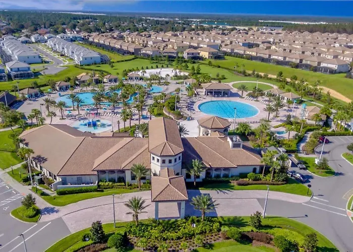 Disney Magic Championsgate Resort House 15 Min From Disney World With Club House, 7 Pools And Water Park Kissimmee