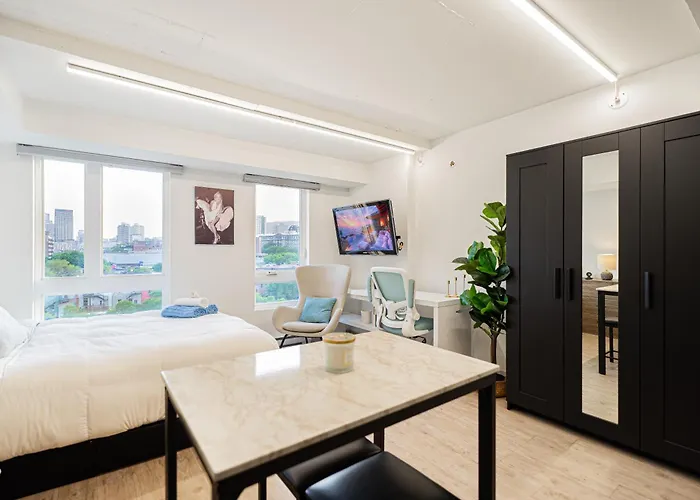 Top Location - Cozy & Bright Mtl Studio Near Metro Montréal