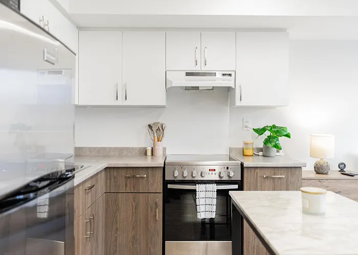 Top Location - Cozy & Bright Mtl Studio Near Metro Montréal