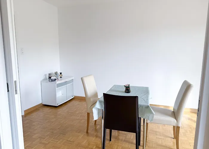 Royal Stay - Spacious City Apartment - Best Location Bern