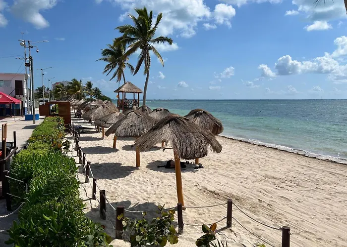 Private Edificio Casa Playa Blanca 2 Minutes Walking Distance To The Beach Cancún