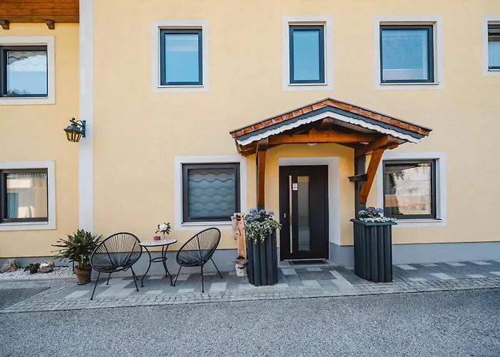 Hotel Haus Ortsblick Wagrain