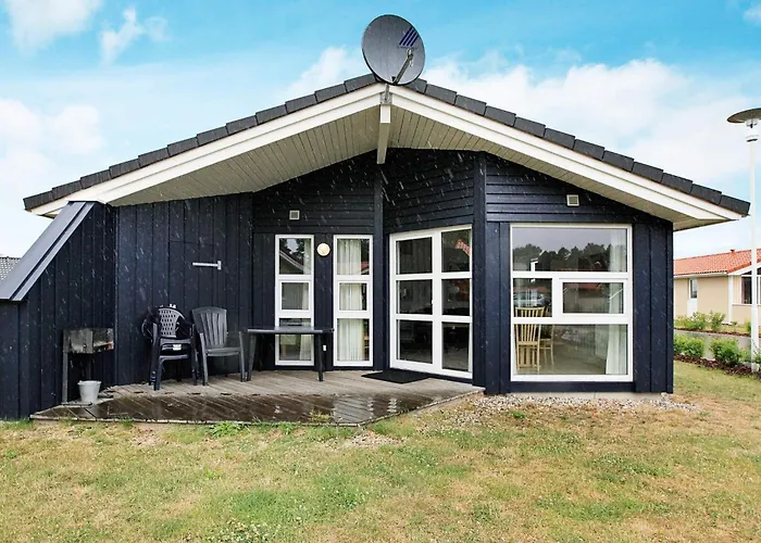 6 Person Holiday Home In Grömitz