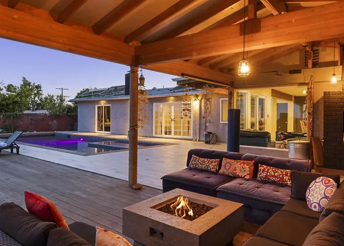 Villa Middlebury Heights With Pool Los Angeles