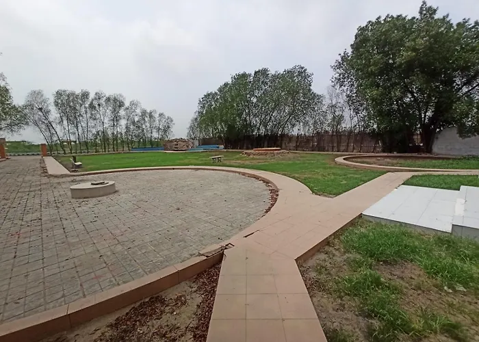 Karachi Farm House