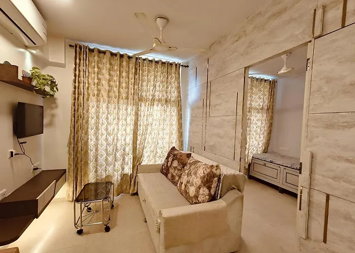 Thane'S First Hidden Door Studio - Hiranandani Estate