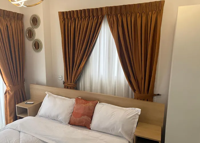 The Gallery Apartment Akkra