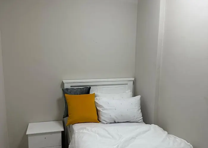 Marlynlo Stays And Realty Nairobi
