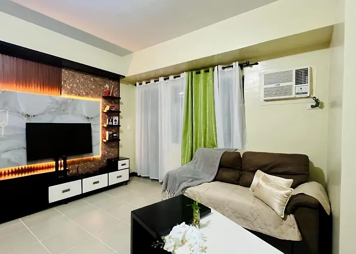Manhattan Plaza - 1 Executive Br Condo In Araneta Manila