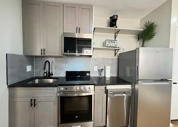 Great Updated 2Br Apartment In Dc Washington