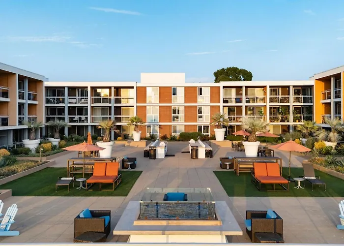 Ferienwohnung Azure Marina Luxe - Waterfront With Sunset Views Los Angeles