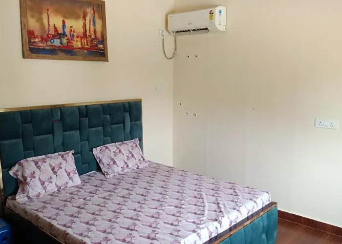 Villa London Farms Noida