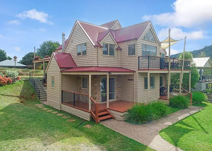 Jarrah Lodge - Sleeps 10 - Merrijig