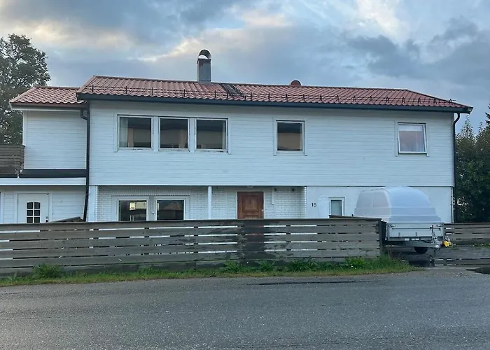 Cozy Apartment Close To The City Center And Mountains Tromsø