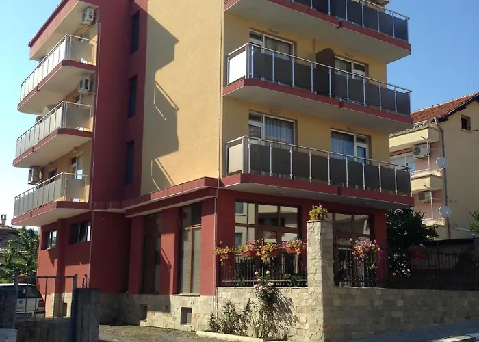 Sveti Vlas Niki House
