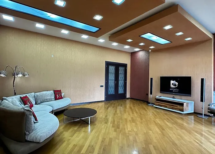 Vip Apartment Near 28 Mall Baku