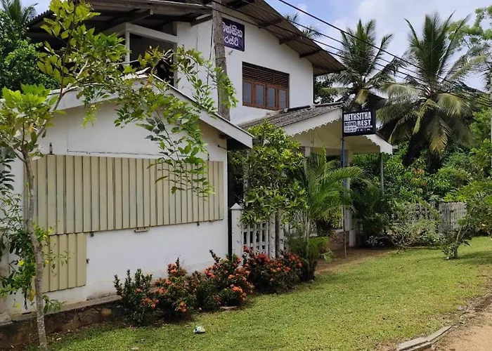 Methsitha Rest Rooms Anuradhapura