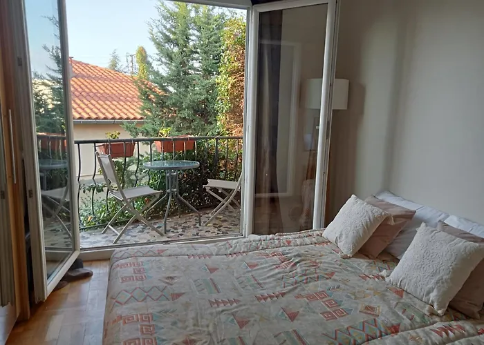 Family Villa 10 Minutes From Nice Beaches