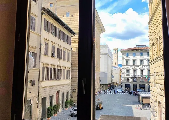 Palazzo Foresi By Strozzi 120M Luxury Apartment Florenz
