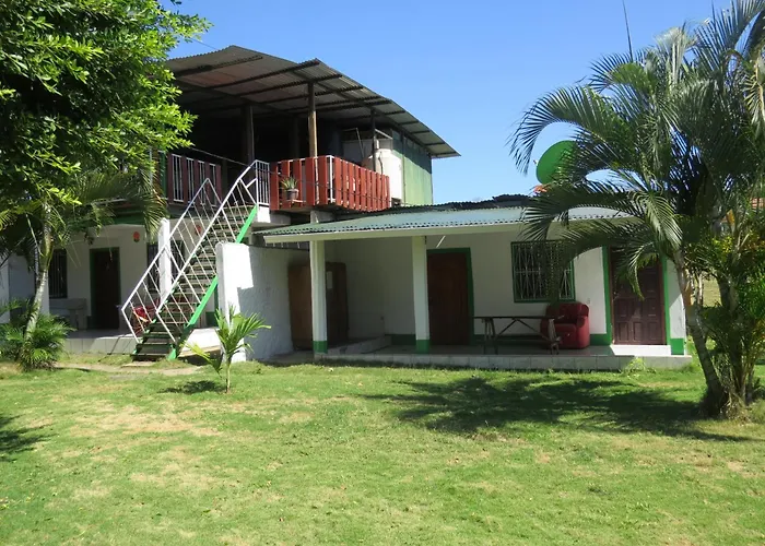 Hostal Pura Vida Moyogalpa