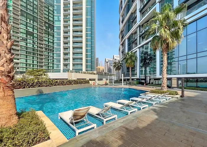 2BR Jumeirah Gate 1, Marina Skyline View Dubai