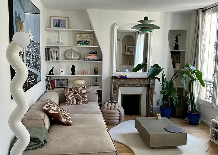 Ferienwohnung Cosy Parisian Flat In The 9Th