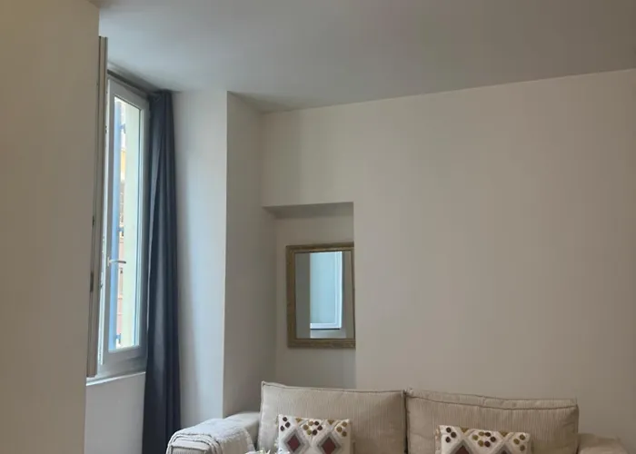 Appartement Lumineux Et Cosy Au Coeur De La Ville Ajaccio 