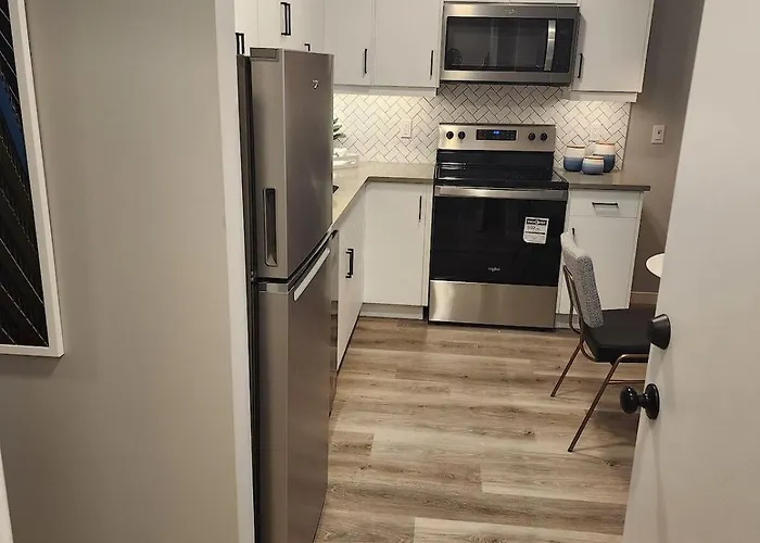 Brand New Modern 2 Bedroom Basement Suite YYC