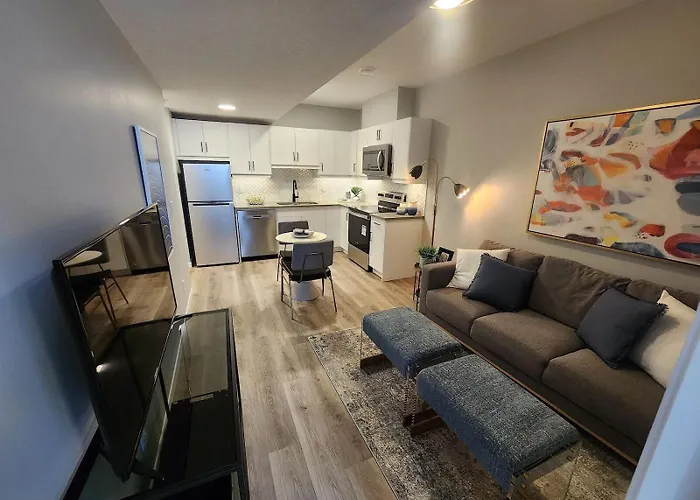 Brand New Modern 2 Bedroom Basement Suite YYC