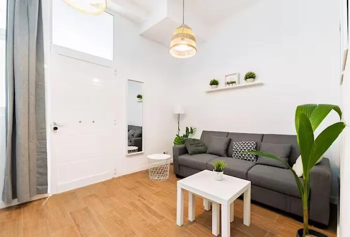 Ferienwohnung Nuevo Acogedor Cerca Del Centro Valencia
