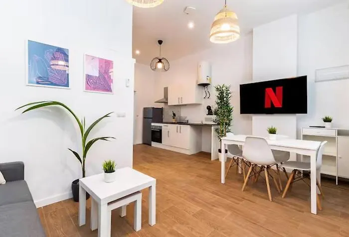 Ferienwohnung Nuevo Acogedor Cerca Del Centro Valencia