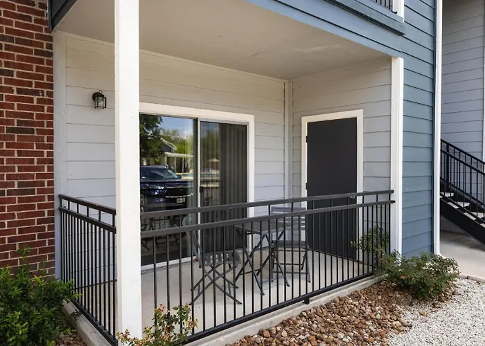 Landing Chic 1Bd Gym Pool San Antonio