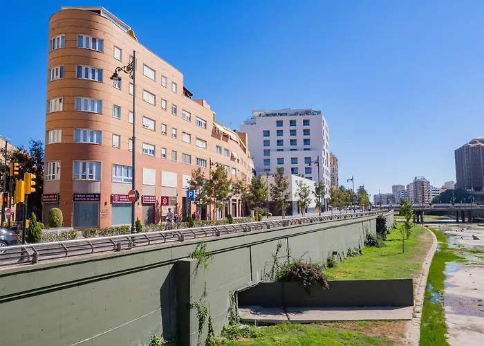 Cubo'S Luciano Malaga Apartment & Optional Parking