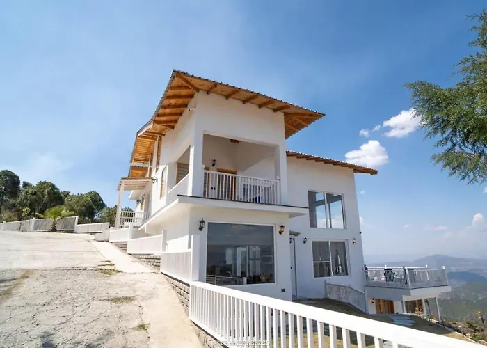 Plum Stays 4Bhk Villa In Ranikhet With Breakfast Jāmb