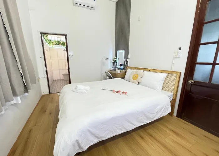 Champagne Homestay Hue