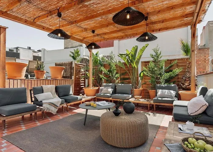 Mojo - 2 Bedrooms In Gracia Barcelona