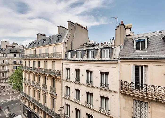 Font - 1 Chambre Et Balcon A Opera Paris