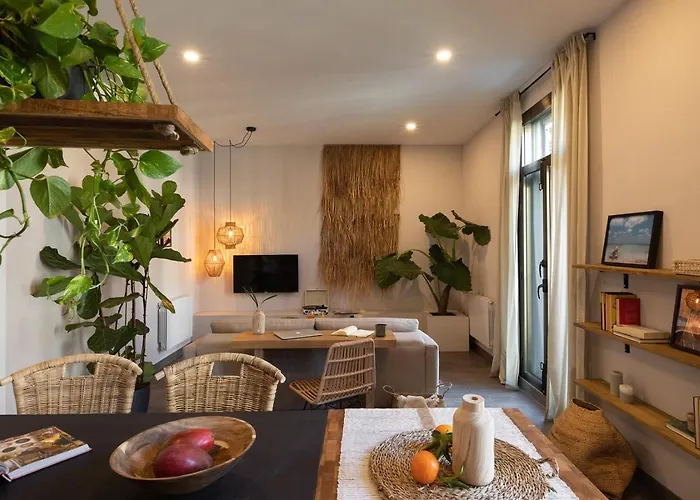 Damar - 2 Bedrooms And Balcony In Eixample Dreta Barcelona