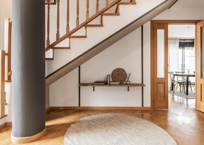 Llivia - 3 Bedrooms And Terrace In Almagro Madrid