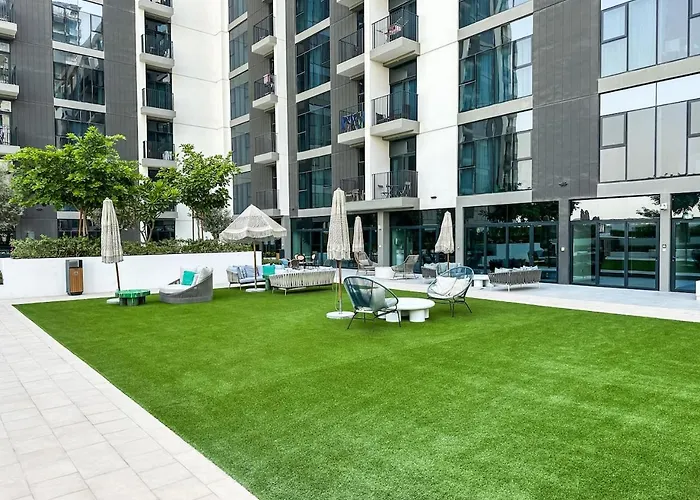 Modern 2BR Golfville Dubai