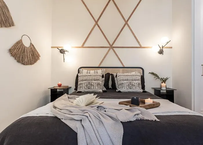 Zillah - 2 Bedrooms In Azca Madrid