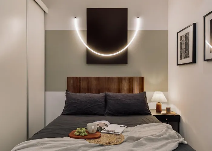 Chuck - 2 Bedrooms And Balcony In Sant Antoni Barcelona