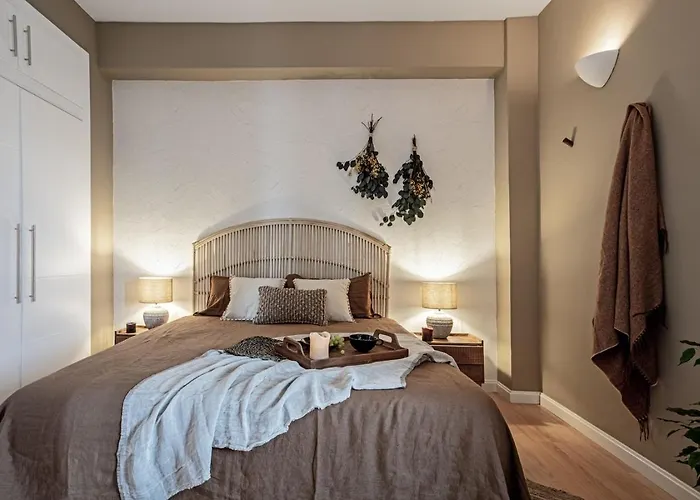 Triana - 1 Bedroom Apartment In Trafalgar Madrid